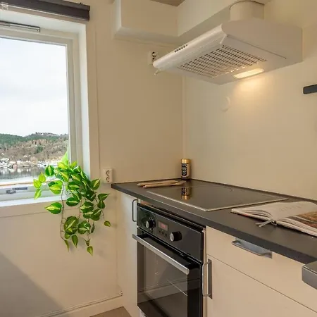 아파트 Small House Close To Nature And