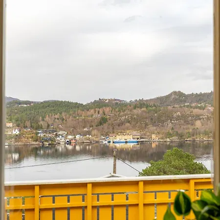 Small House Close To Nature And Bergen