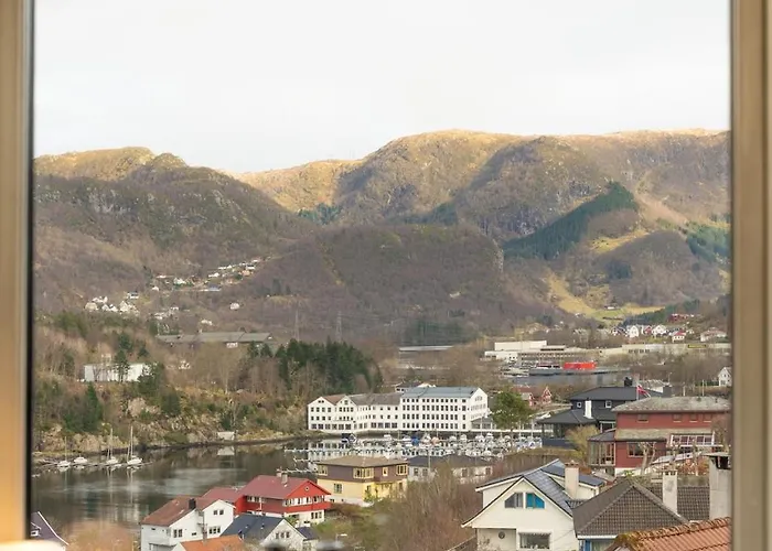 Small House Close To Nature And Apartment